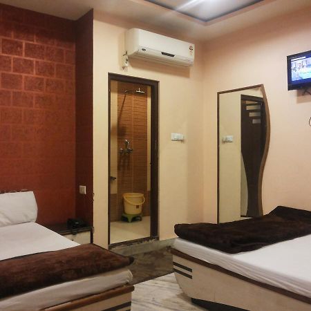 Hotel Lovely Ajmer Bagian luar foto