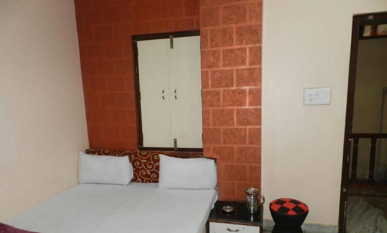 Hotel Lovely Ajmer Bagian luar foto